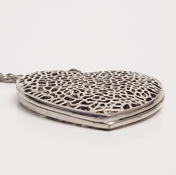 Beautiful Silver Puffy Laser Filligree Heart Long Rope Chain Necklace - Picture 6 of 9